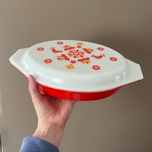 Pyrex Friendship Divided Dish